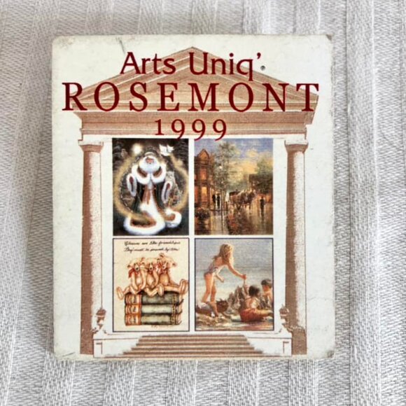 Lot of 5 Pin Back  Buttons - Picture 7 of 8